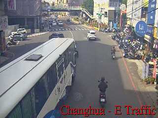 彰化縣道路  彰化市中山路與光復路口 距離0.9公里 氣溫31度