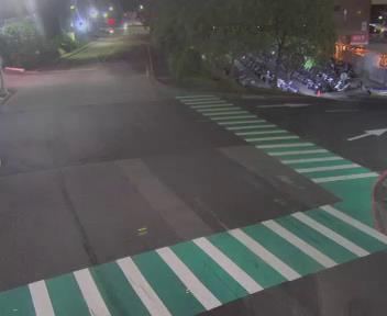 新竹科學園區 工業東二路科技生活館出入口(加油站)-球機