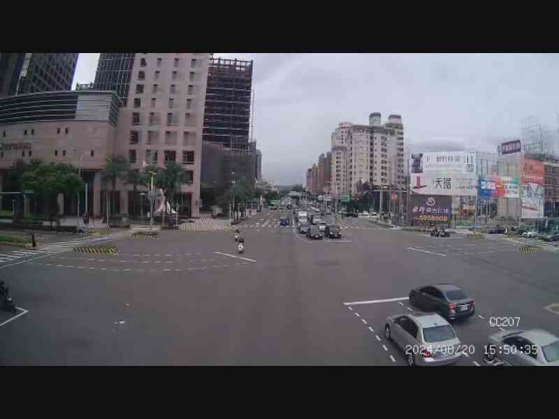 新竹縣道路  光明六路東二段 自強南路 自強北路 距離1.3公里 氣溫30.7度