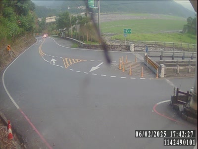 宜蘭縣道路  大同鄉泰雅路三段-梵梵巷聯絡道路-英士橋 距離3.4公里 氣溫20.3度
