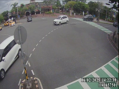 宜蘭縣道路  宜蘭市宜興路一段-光復路 宜蘭火車站 距離0.5公里 氣溫22.9度