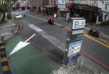 公正國小地下停車場入口(中華路)路況 羅東鎮公所提供 氣溫33.9度