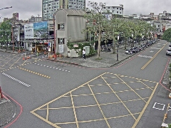 夜市旁立體停車場入口(中興路)路況 羅東鎮公所提供 氣溫33.9度