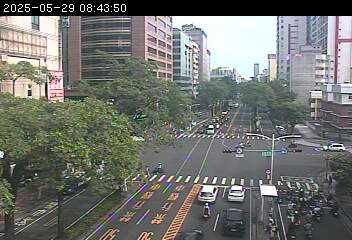 高雄市道路 中華四路、三多四路