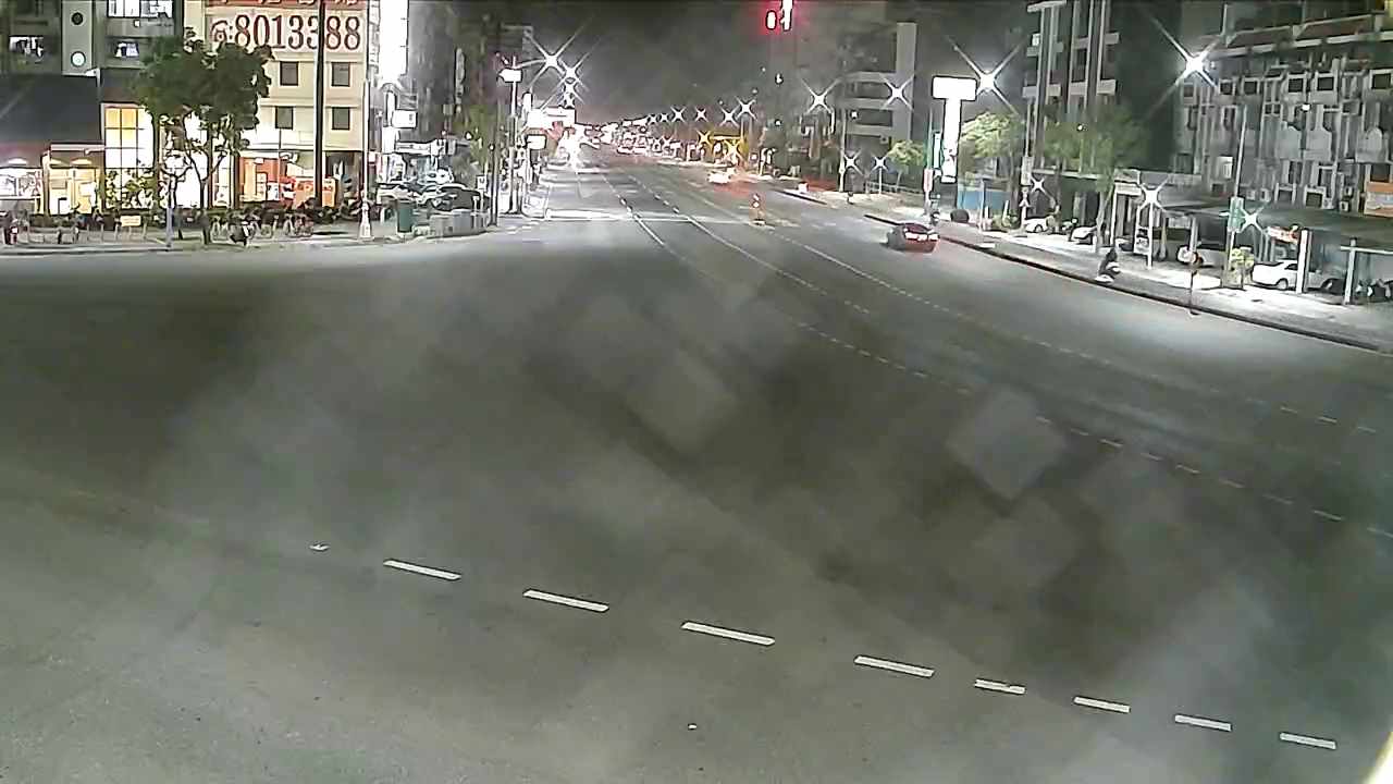 高雄市道路  中山四路、沿海一路(宏平路) 距離2.6公里 氣溫29.8度