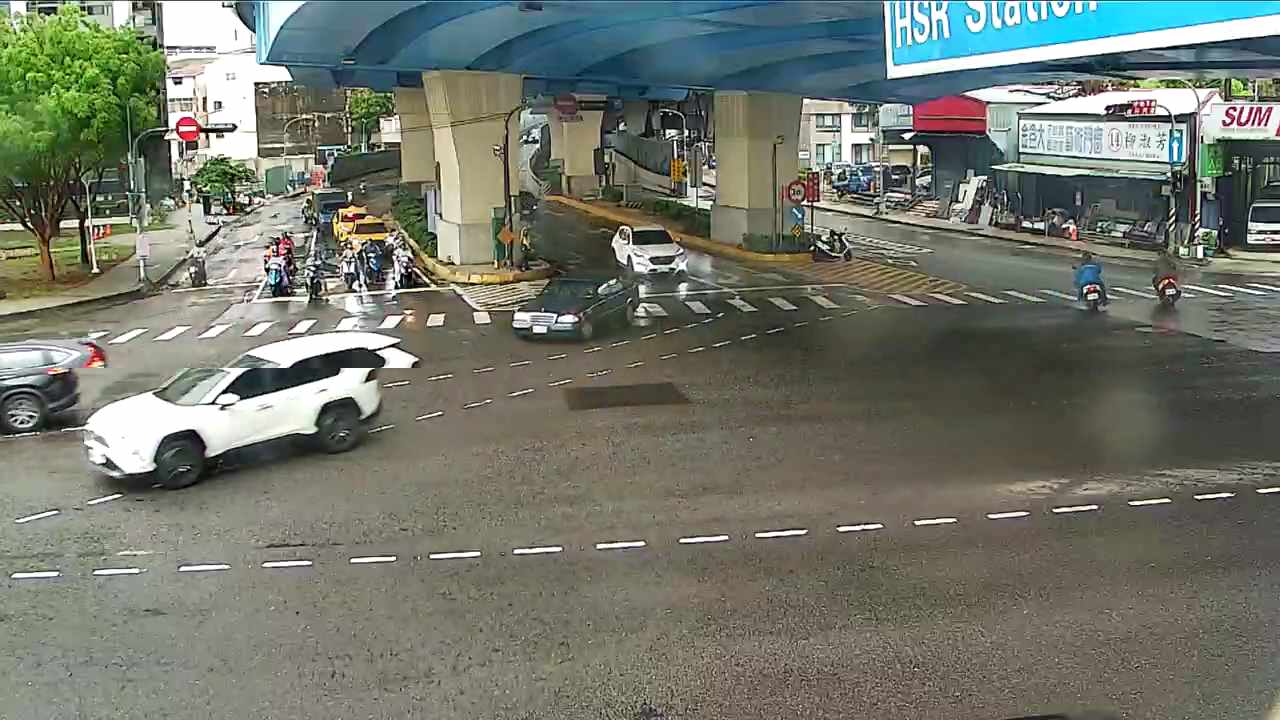 翠華路、大中二路 氣溫30度