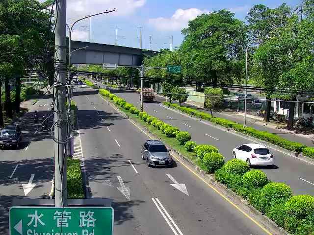 高楠公路、水管路 氣溫31.6度