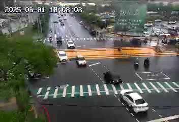 自由二路、大順一路 氣溫30.7度