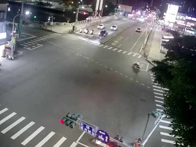 建國三路、河西路(北端街) 氣溫24.1度