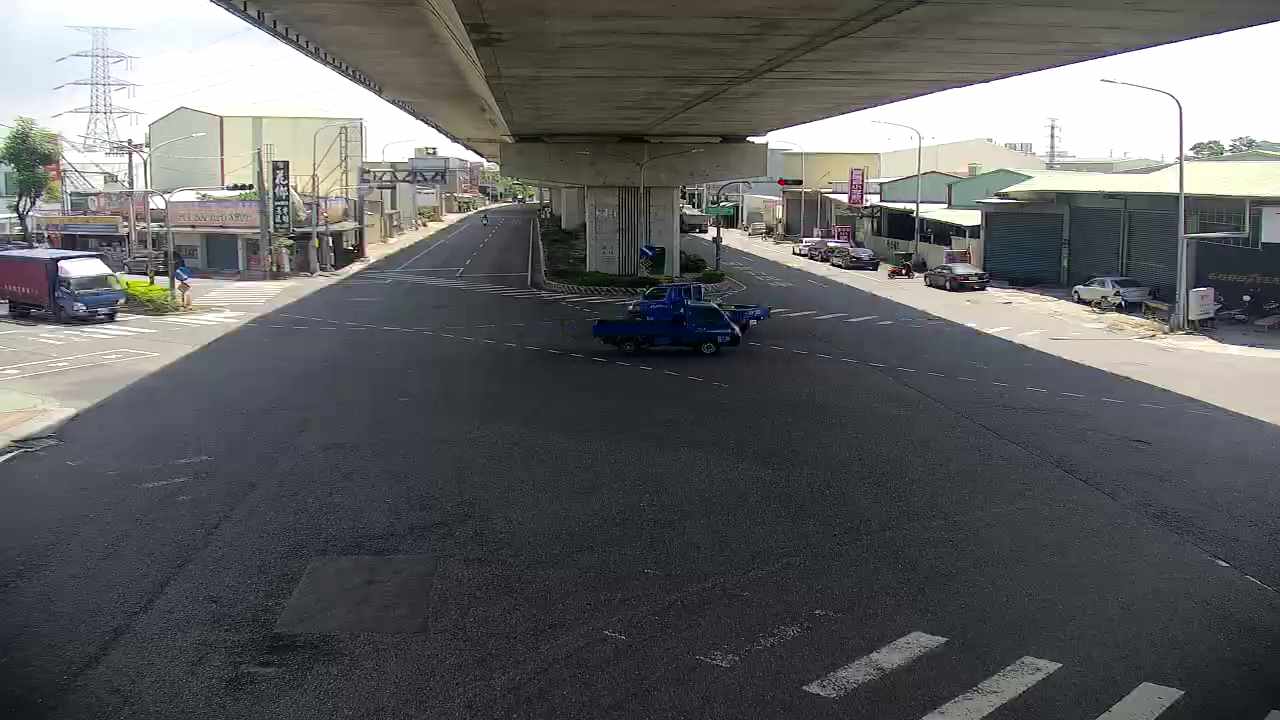 高雄市道路  鳳山區-縣188、光明路東側 距離2.1公里 氣溫27.9度