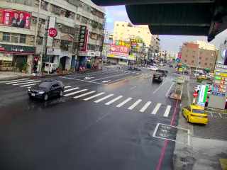 高雄市道路  府前路、中山西路(建國一路) 距離0.7公里 氣溫30.1度