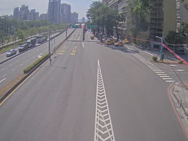 翠華路、果峰街 氣溫30度