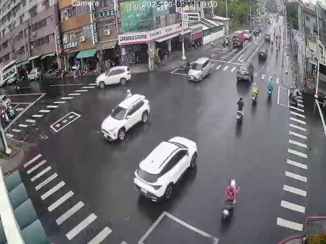 高雄市道路  經武路、博愛路-西北 距離1.4公里 氣溫27.8度