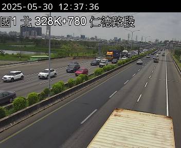 國道1號 北上 328K+780 仁德系統交流道到台南交流道 距離1.9公里 氣溫24.2度
