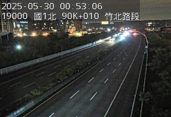 國道1號 北上 90K+010 竹北交流道到湖口服務區 距離2.4公里 氣溫24.4度