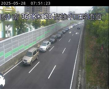 367K+500 高雄交流道到瑞隆路交流道 氣溫28.7度