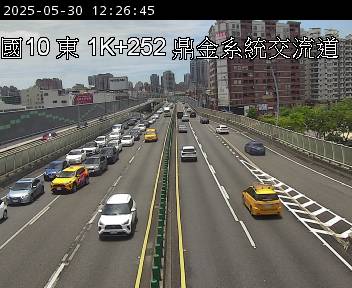 國道10號 東向 1K+252 左營端到鼎金系統交流道 距離0.6公里 氣溫25.4度