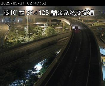 國道10號 西向 2K+125 仁武交流道到鼎金系統交流道 距離1.2公里 氣溫25.1度