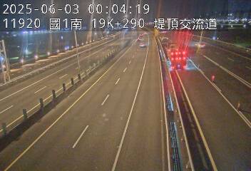 19K+294 堤頂交流道到下塔悠交流道 氣溫33.8度