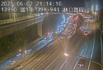 國道1號五股楊梅高架道路 南下 39K+941 泰山轉接道交流道到機場系統交流道 距離0.9公里 氣溫27度