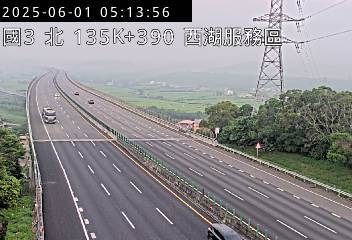 國道3號 北上 135K+390 通霄交流道到西湖服務區 距離0.4公里 氣溫20.4度