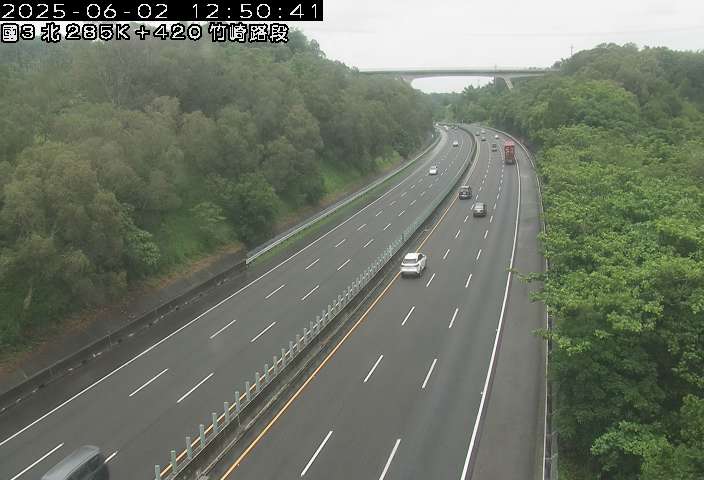 國道3號 北上 285K+420 竹崎交流道到梅山交流道 距離2.7公里 氣溫24度