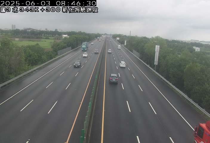 國道3號 北上 343K+360 新化系統交流道到善化交流道 距離3.6公里 氣溫27度