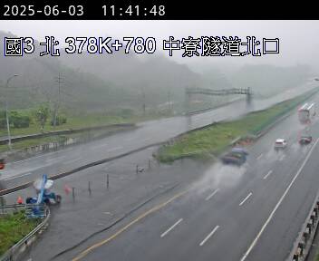 國道3號 北上 378K+780 燕巢系統交流道到田寮交流道 距離0.4公里 氣溫27.2度
