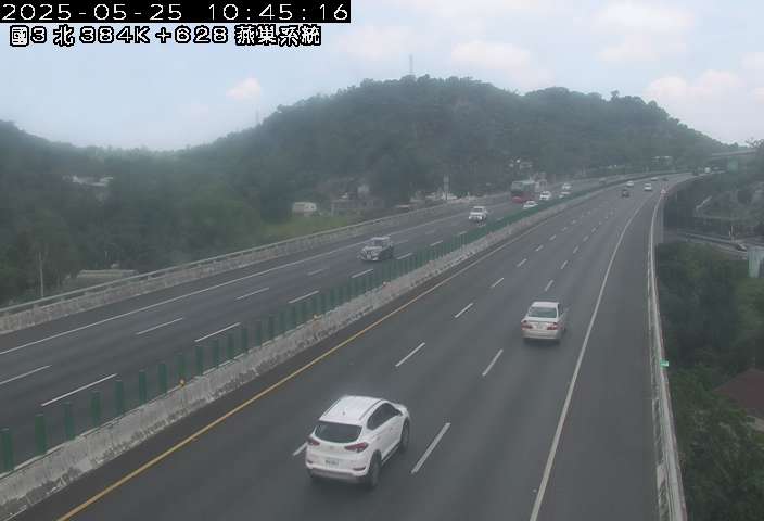 國道3號 北上 384K+628 九如交流道到燕巢系統交流道 距離2.1公里 氣溫26.7度