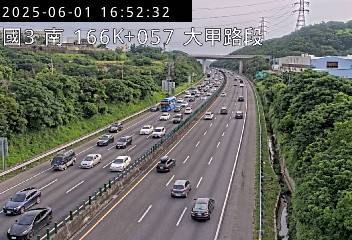 國道3號 南下 166K+057 大甲交流道到中港系統交流道 距離1.8公里 氣溫27.5度