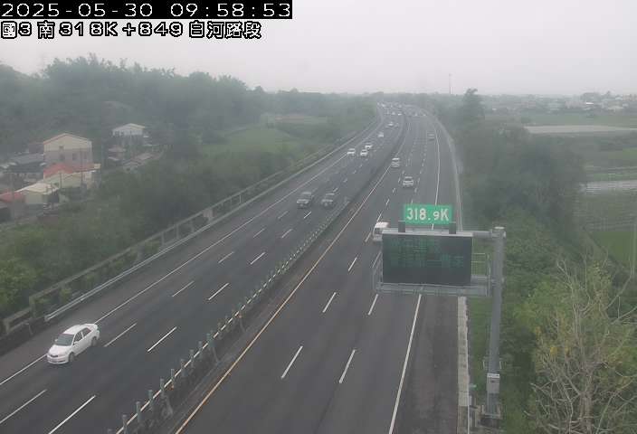 國道3號 南下 318K+849 白河交流道到東山服務區 距離4.6公里 氣溫22.8度
