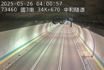 國道3號 南下 34K+670 安坑交流道到中和交流道 距離0.1公里 氣溫19.7度
