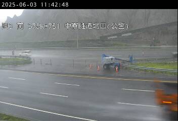 國道3號 南下 378K+751 田寮交流道到燕巢系統交流道 距離0.4公里 氣溫27.2度
