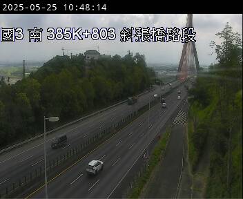 國道3號 南下 385K+803 燕巢系統交流道到九如交流道 距離1.5公里 氣溫26.7度