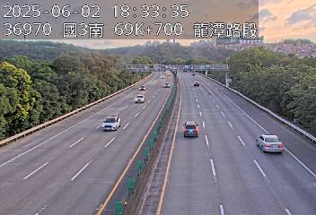國道3號 南下 69K+700 龍潭交流道到關西服務區 距離0.8公里 氣溫23.3度