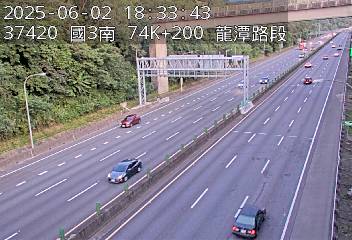 國道3號 南下 74K+200 龍潭交流道到關西服務區 距離2.1公里 氣溫22.8度