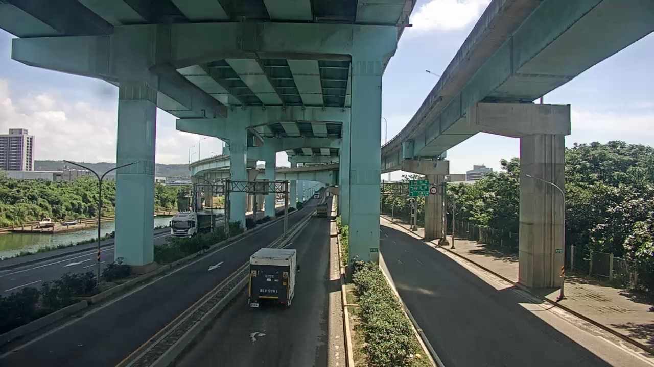 新北市道路  臨港大道 距離0.6公里 氣溫26.4度