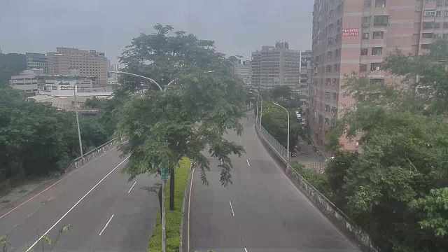 新北市道路  汐止區新台五路1段、國道三號下匝道 距離0.3公里 氣溫22.8度