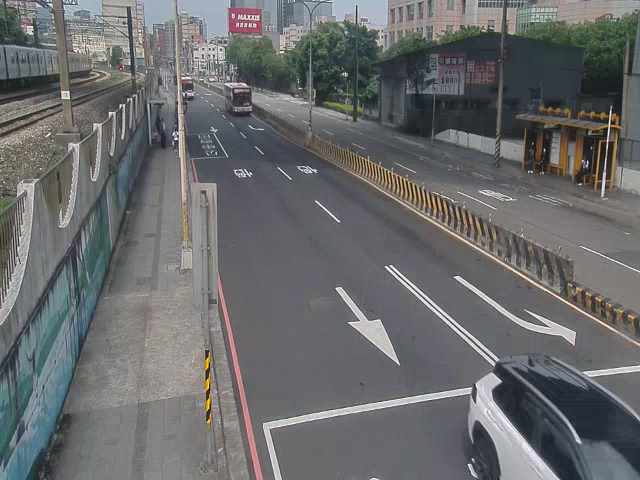 新北市道路  汐止區大同路、樟樹一路口 距離1.1公里 氣溫22.8度