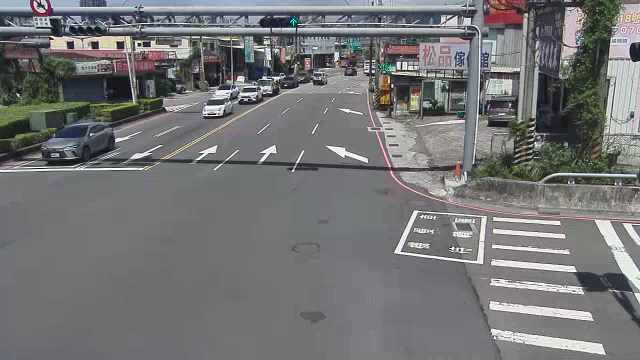 新北市道路 新店區安康路二段、安和路一段(東側號誌門架上)