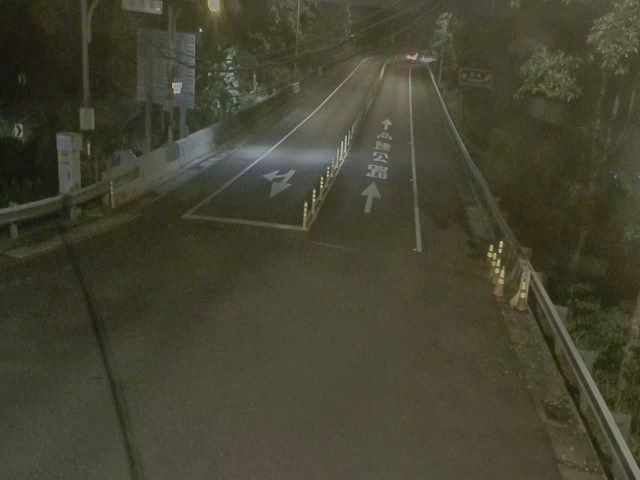 新北市道路  坪林區國中路坪林管制站前(往國5) 距離1.2公里 氣溫30.1度