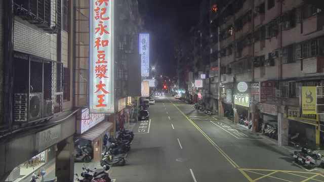 新北市道路  蘆洲區中原路長安街 距離1.3公里 氣溫24.8度