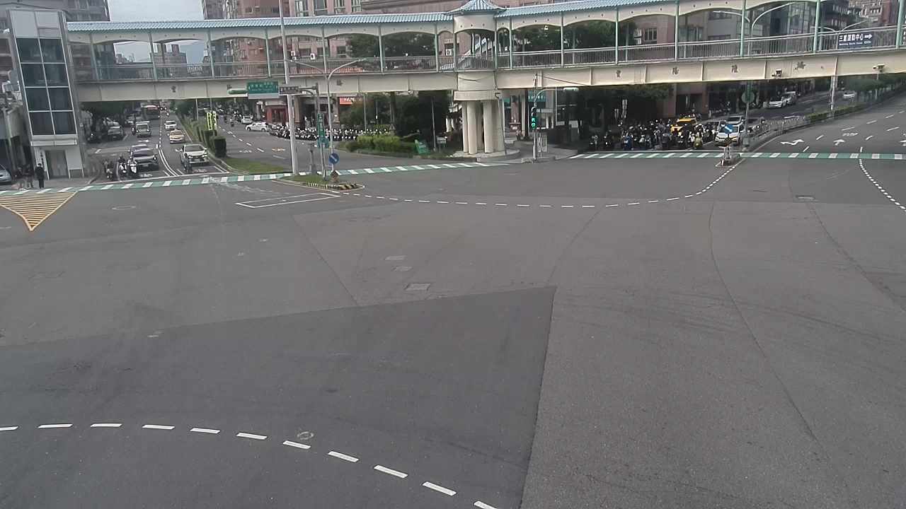 新北市道路  三重區重新路、重陽路 距離0.7公里 氣溫25.5度