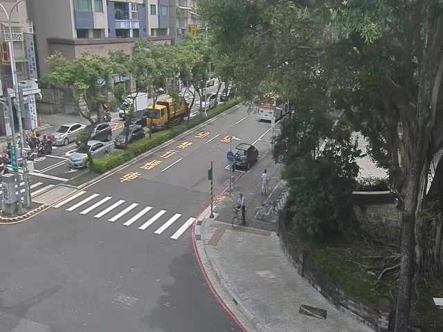 新北市道路  板橋區民生路、萬板路 距離1.1公里 氣溫31.7度