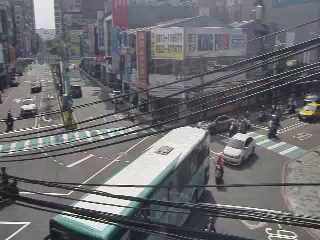 新莊區中正路、新泰路 氣溫30.6度