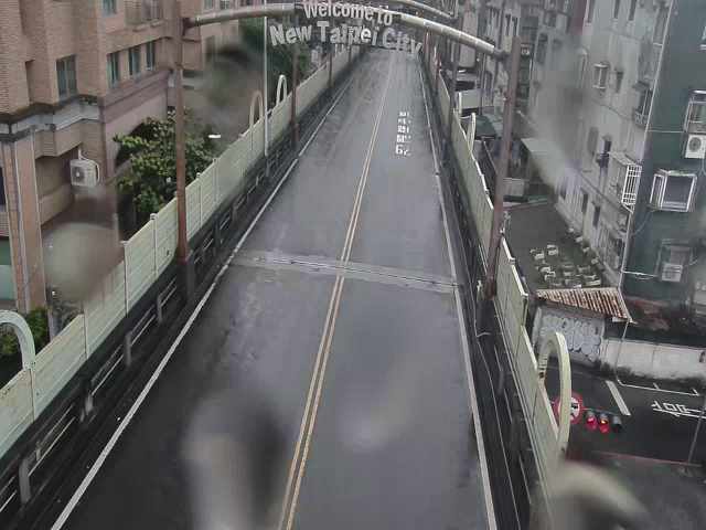 新北市道路  永和區永福橋上(環河東路三段上方) 距離0.8公里 氣溫24.4度