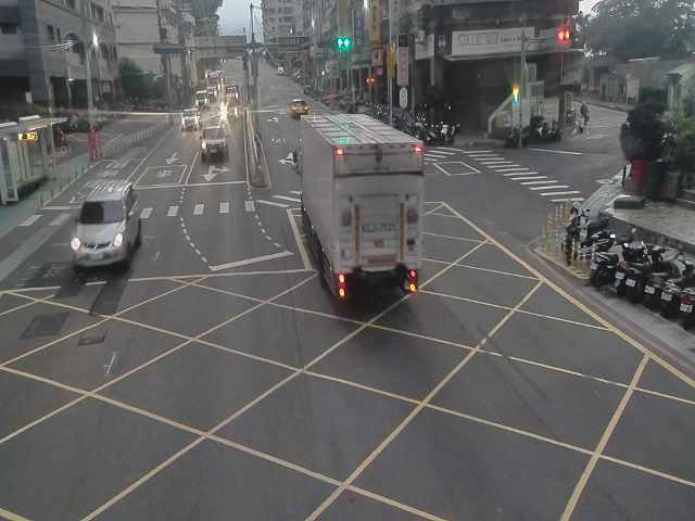 新北市道路 五股區成泰路4段22巷口