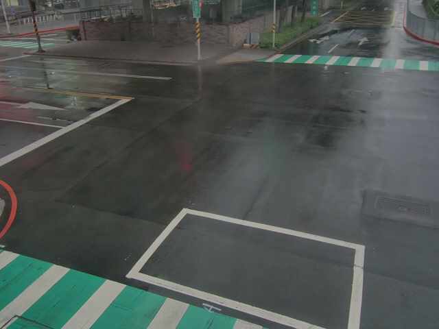 新北市道路  新店區寶橋路、中興路口 距離0.8公里 氣溫20.5度