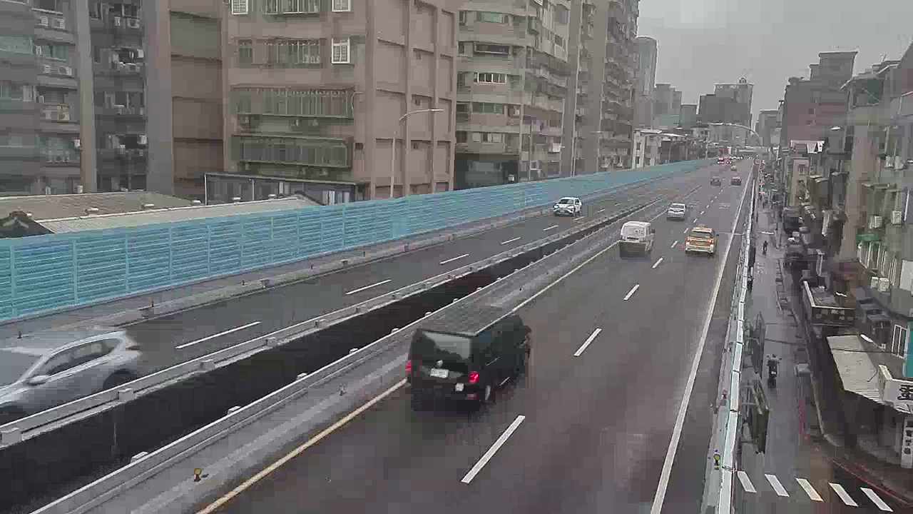 新北市道路 板橋區華翠橋(三民路上方路南向燈桿)