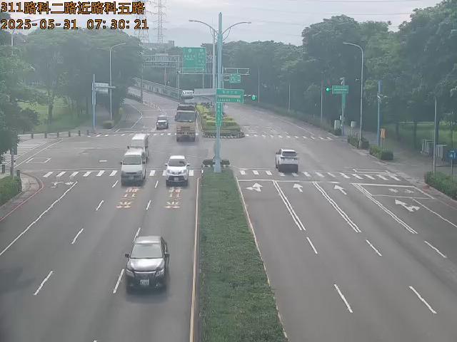 高雄科學園區  311路科二路近路科五路 距離1.0公里 氣溫24.7度